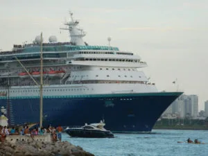 Pullmantur entrará no mercado argentino em 13/14; só dois serão navios destinados ao Brasil