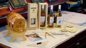 Hurtigruten terá cruzeiro voltado ao whisky em cruzeiro entre polos