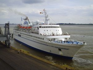 Pampa Cruises