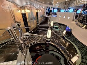 MSC Divina (80) MSC Divina