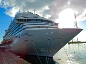 Costa volta a navegar
