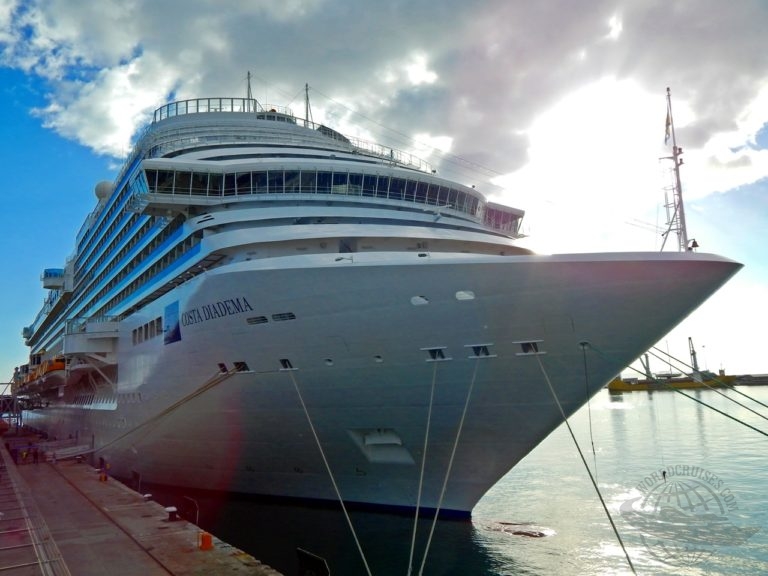 Costa volta a navegar