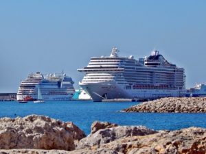 Vagas de trabalho em navios de cruzeiro para brasileiros voltam a crescer