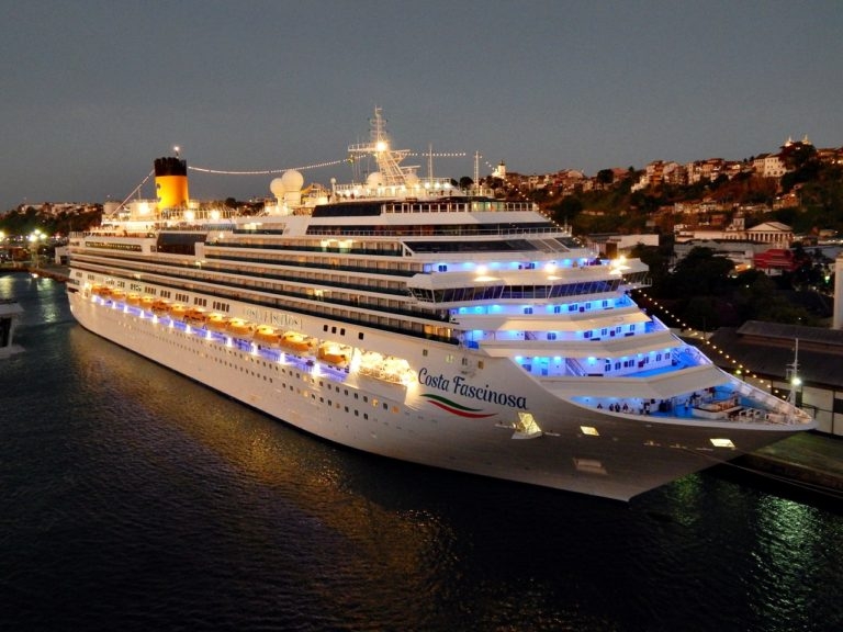 Programação de Escalas de Navios de Cruzeiro no Porto de Salvador
