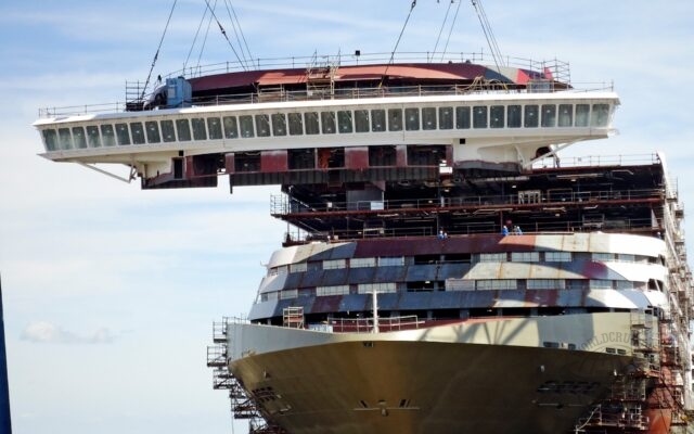 Navios em construção