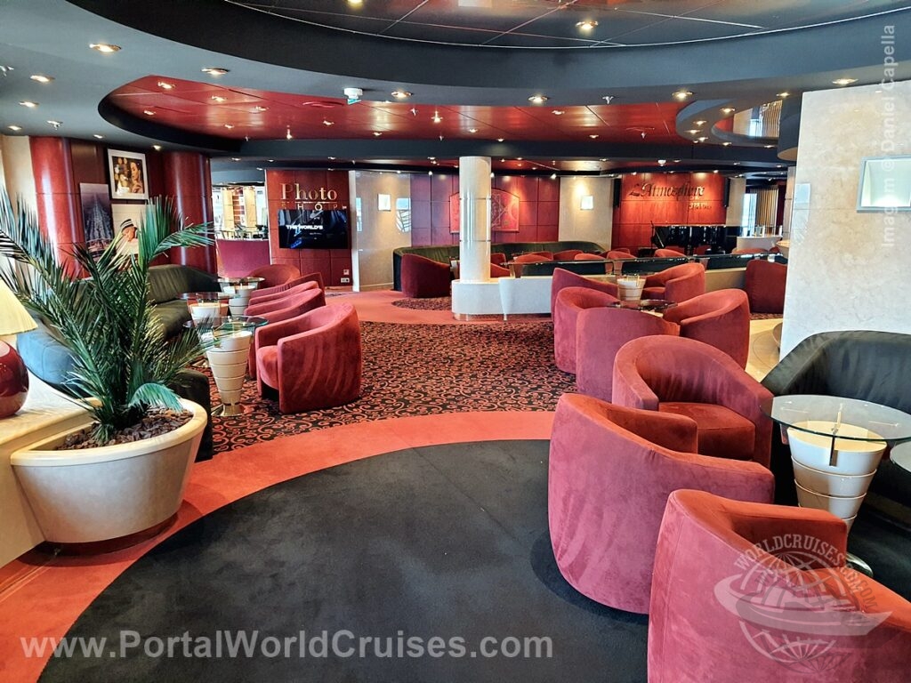 MSC Lirica