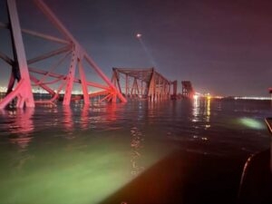 queda de ponte nos EUA