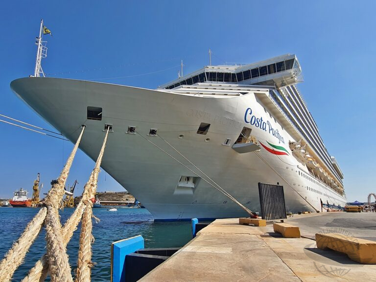Costa Pacifica festas entretenimento