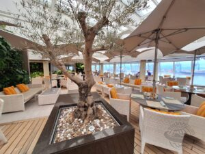 Crystal Serenity (4) Crystal Serenity