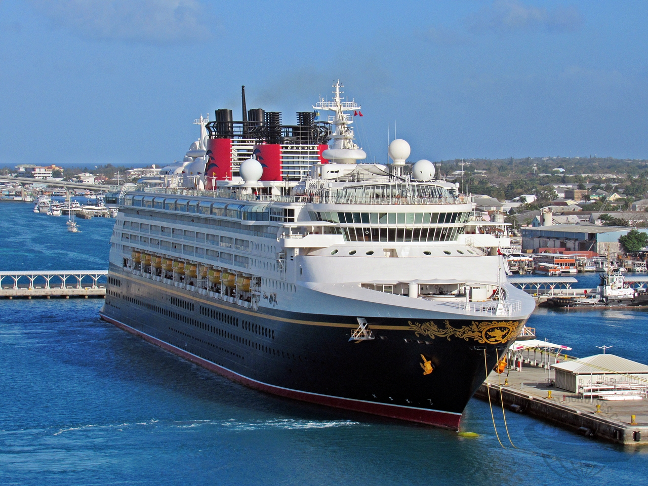 Universal Cruise Lines