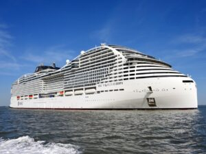 navio MSC à deriva