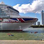ativistas bloqueiam navio de cruzeiro