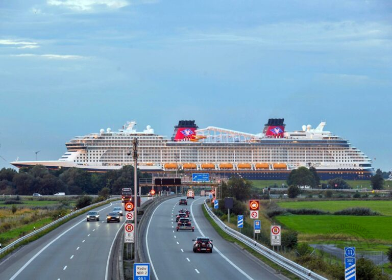 travessia Rio Ems Disney Destiny