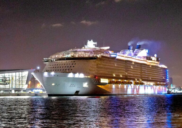 briga navio de cruzeiro