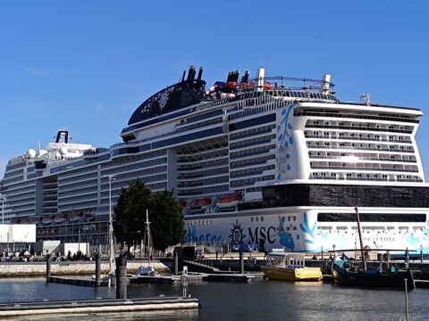 MSC Euribia chega a Dubai