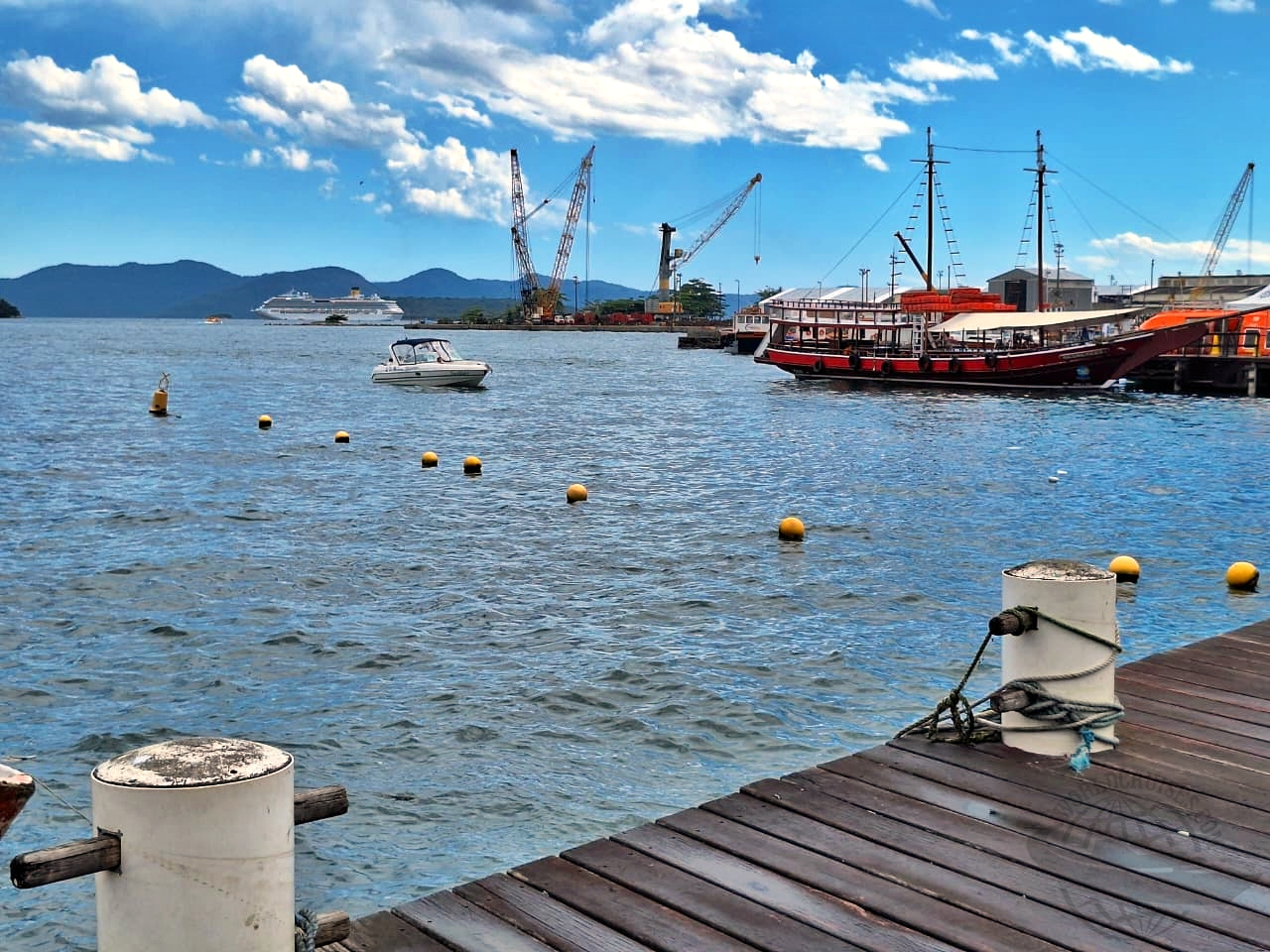 Programação de Escalas de Navios de Cruzeiro em Ilha Grande