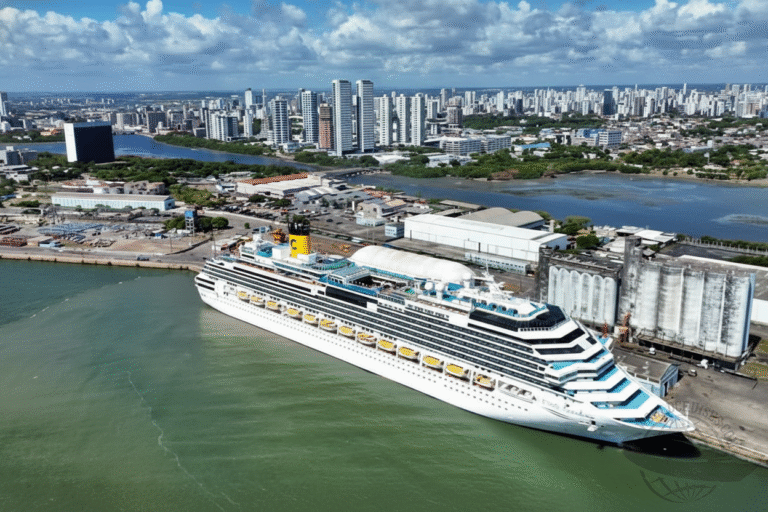 Costa Favolosa Recife