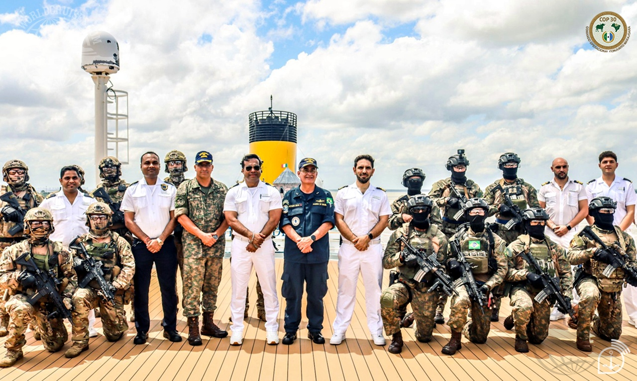 Marinha simula ataque navio COP30