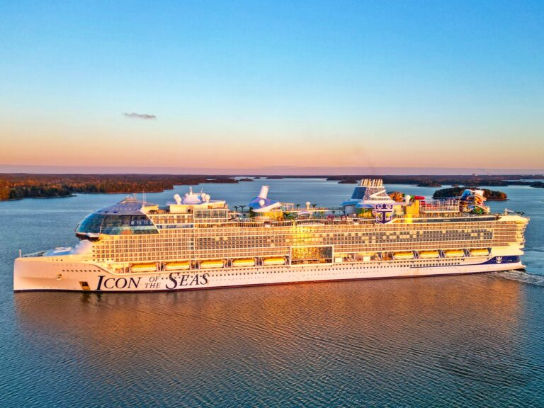 maiores navios do mundo mudam rota furacão