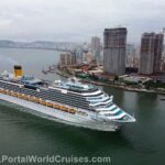 Costa Favolosa sai de Santos