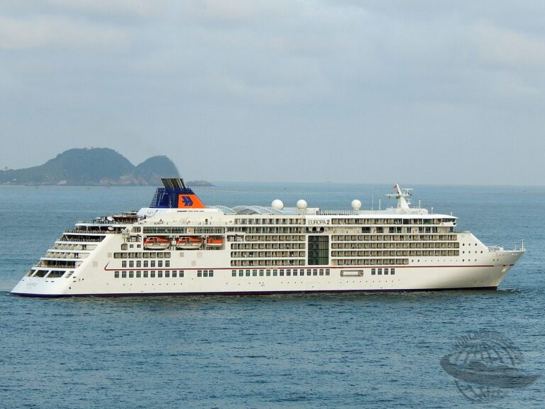 Europa 2 navio Brasil