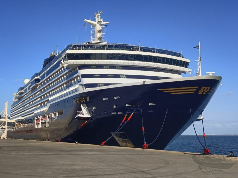 Volta ao Mundo Explora Journeys