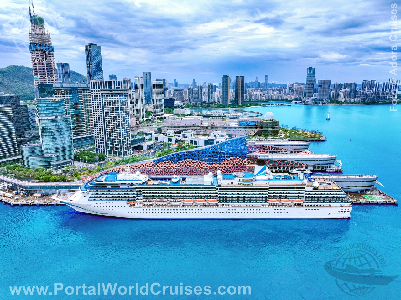 maior companhia de cruzeiros da Ásia