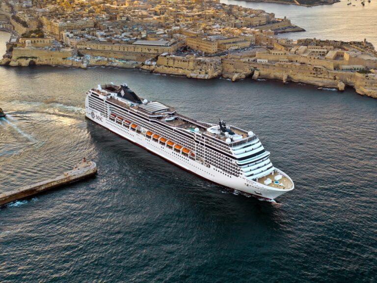 reforma MSC Magnifica