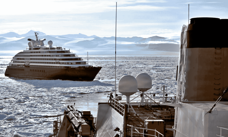 Scenic Eclipse II Antártica