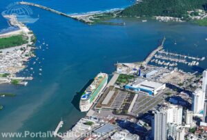 mega terminal cruzeiros Itajaí