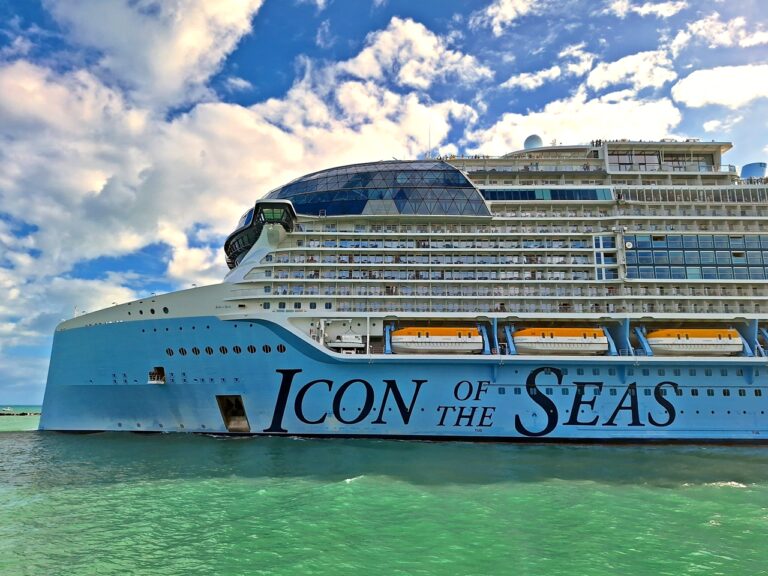 Royal Caribbean International: história, frota completa e tudo sobre a companhia