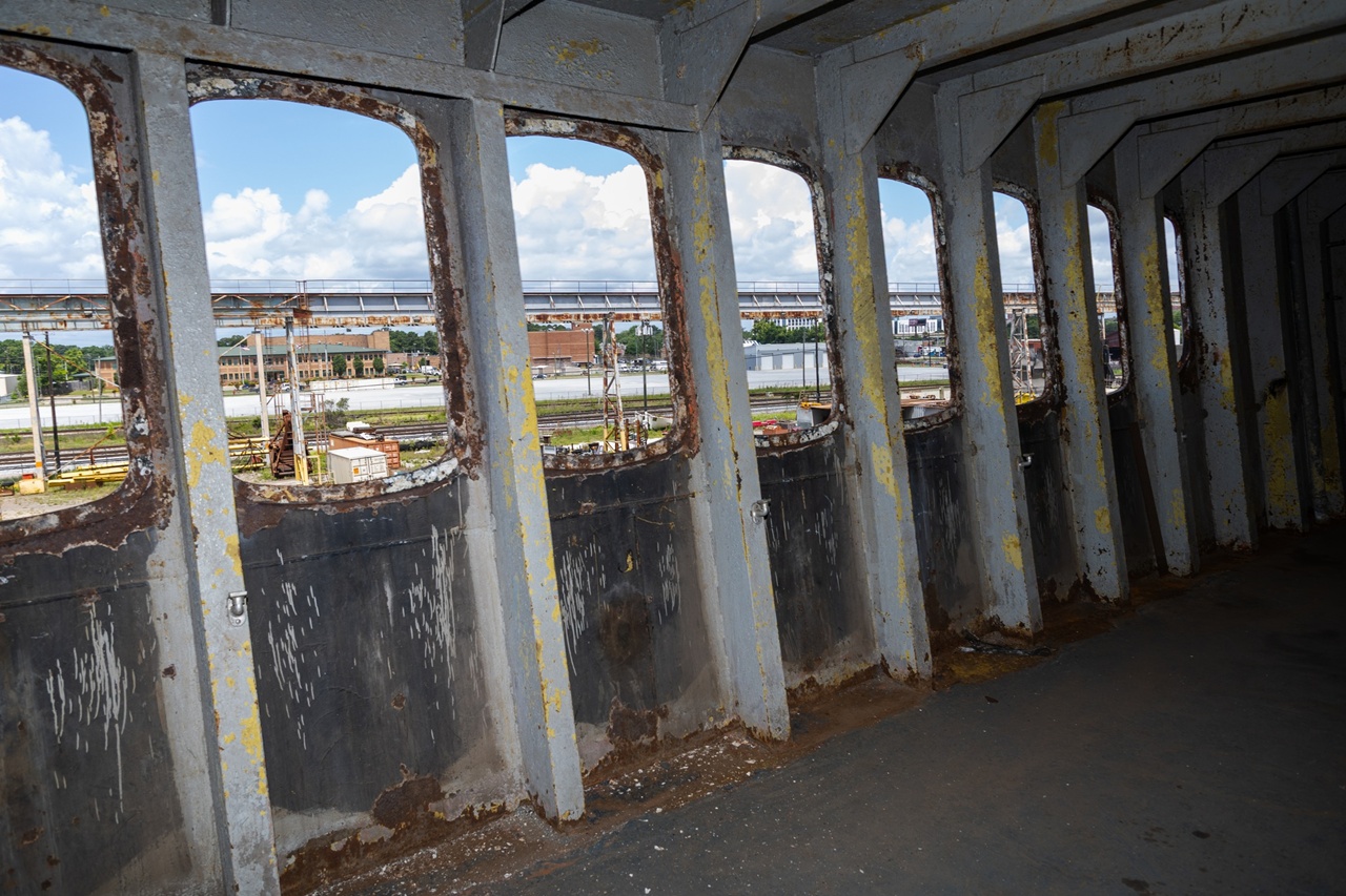 SS United States preparado para afundamento após décadas fora de operação