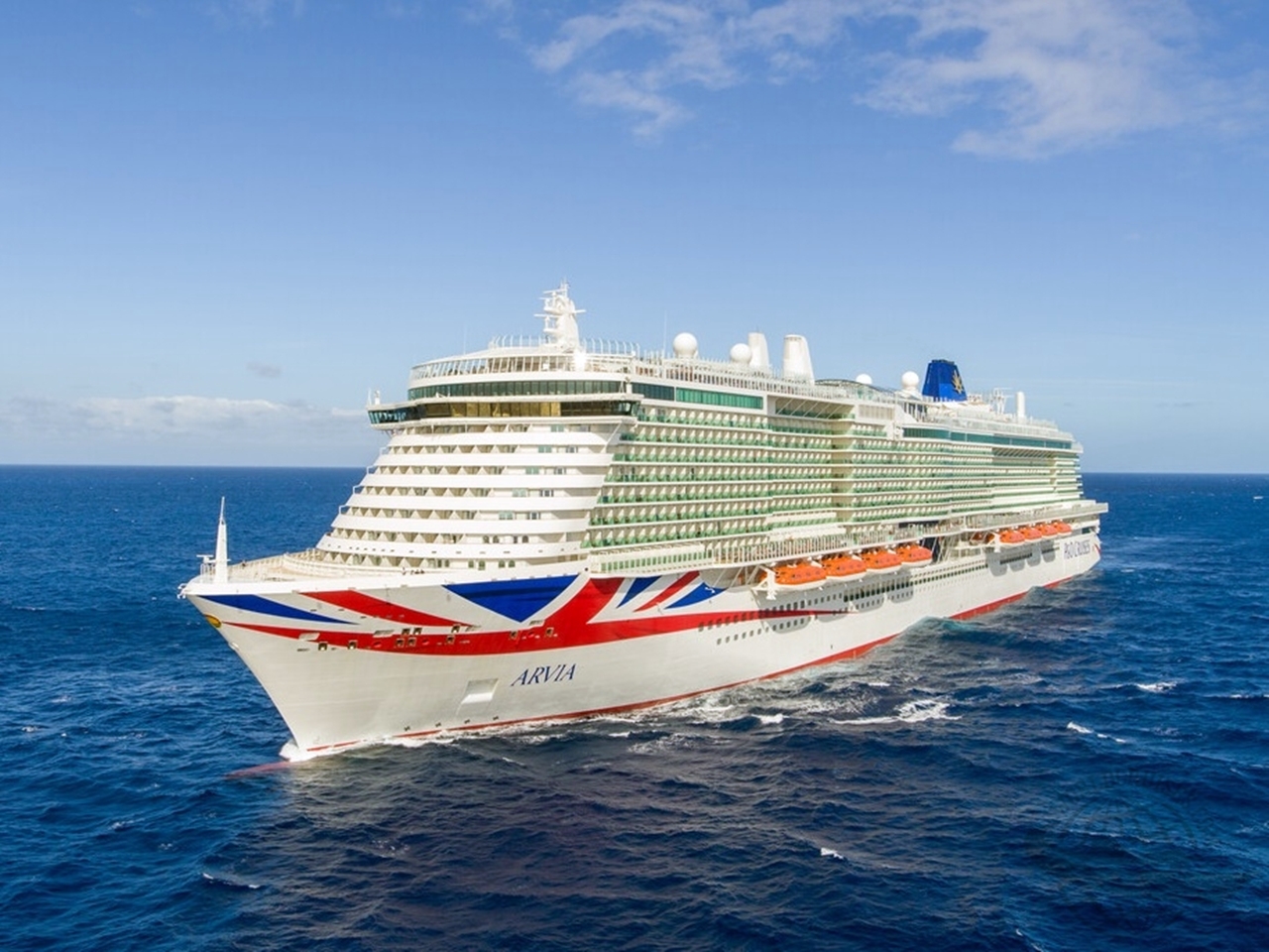 Arvia, da P&O Cruises, décimo quinto maior navio de cruzeiro do mundo em 2026