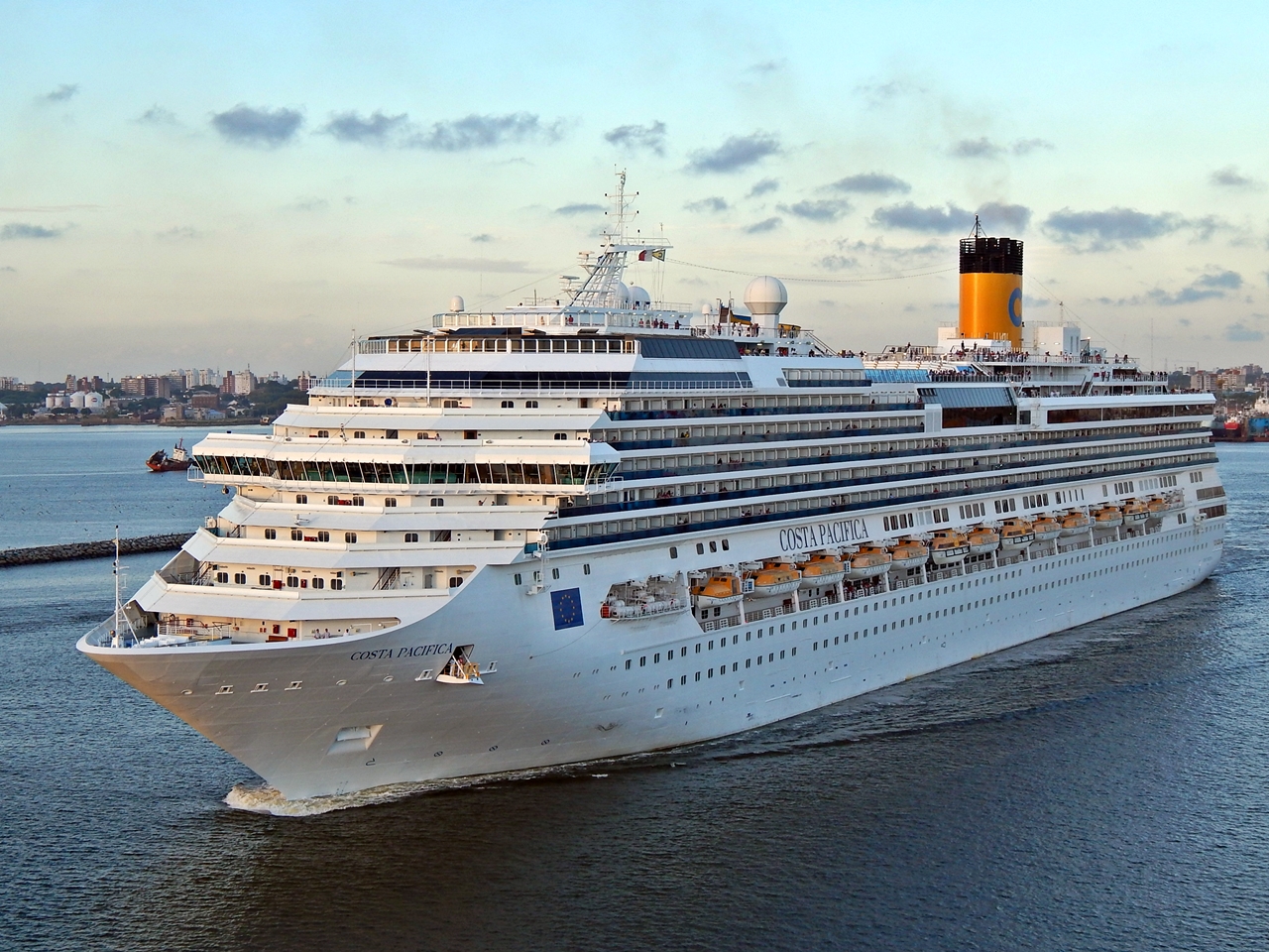 Costa Pacifica em Montevideo