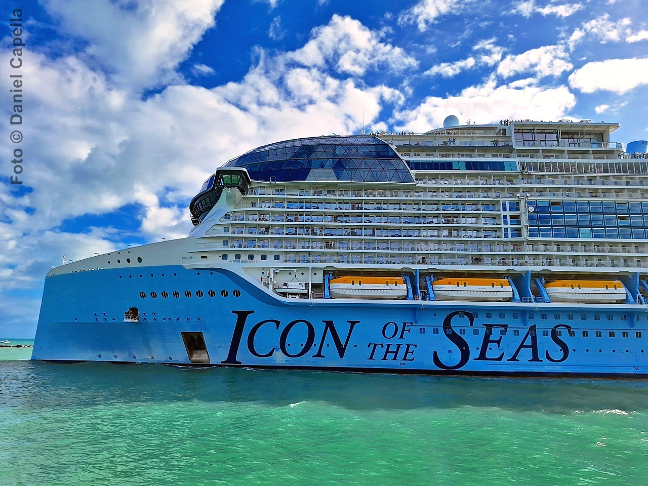Icon of the Seas, da Royal Caribbean International, um dos três maiores navios de cruzeiro do mundo em 2026