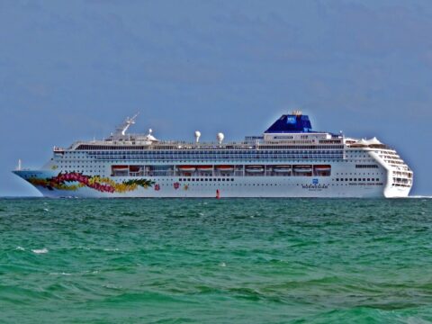 Por segurança, Norwegian Cruise Line cancela viagem de despedida do Norwegian Sky