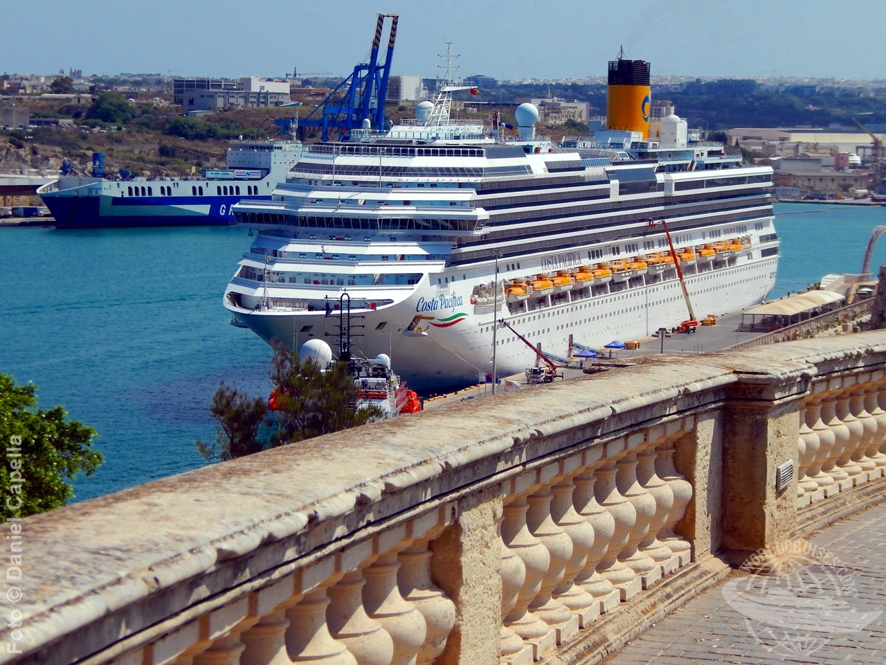 Costa Pacifica visto no Porto de Valletta na Ilha de Malta no Mediterrâneo