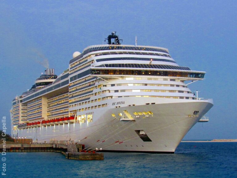 MSC Divina