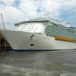 Mariner of the Seas da Royal Caribbean atracado no Pier Mauá no Rio de Janeiro