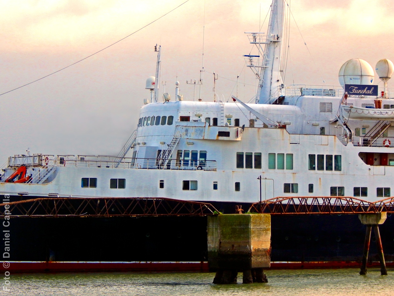 Navio Funchal