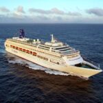 Piano Land em navegação na Ásia - navio se transformará no Buenavista da Corazul