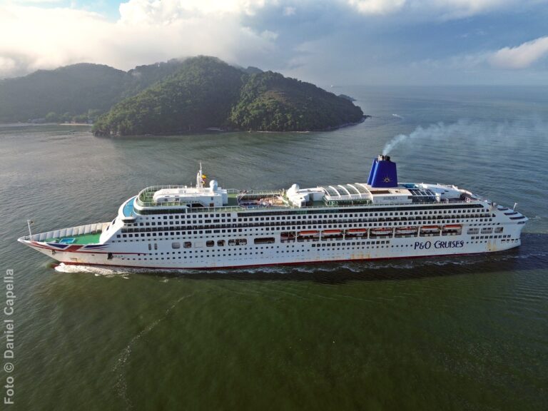 navios em trânsito impacto