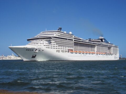 MSC Divina visto no Porto de Miami, nos EUA